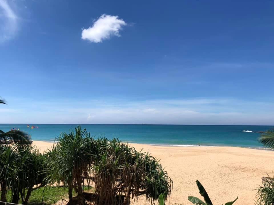 Sea Crest Beach Villa 앰발랑고다 외부 사진