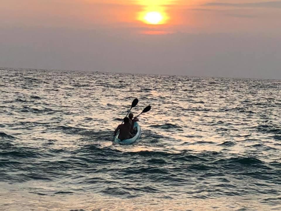 Sea Crest Beach Villa 앰발랑고다 외부 사진